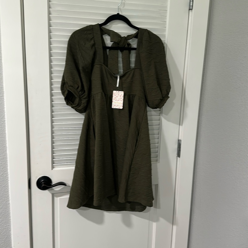 Free People, baby doll dress in the color olive